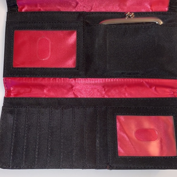 Kenneth Cole Reaction wallet /clutch - Picture 7 of 9